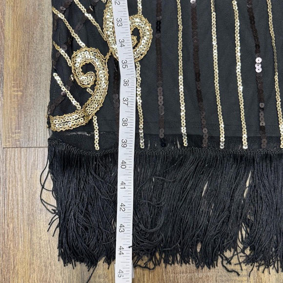 Elegant Black and Gold Mini Dress - Picture 10 of 15